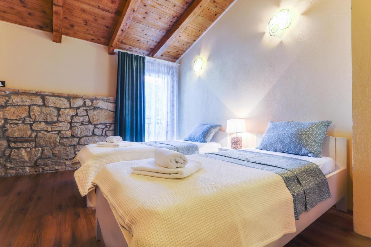 Apartman Lena Vrsar Bagian luar foto